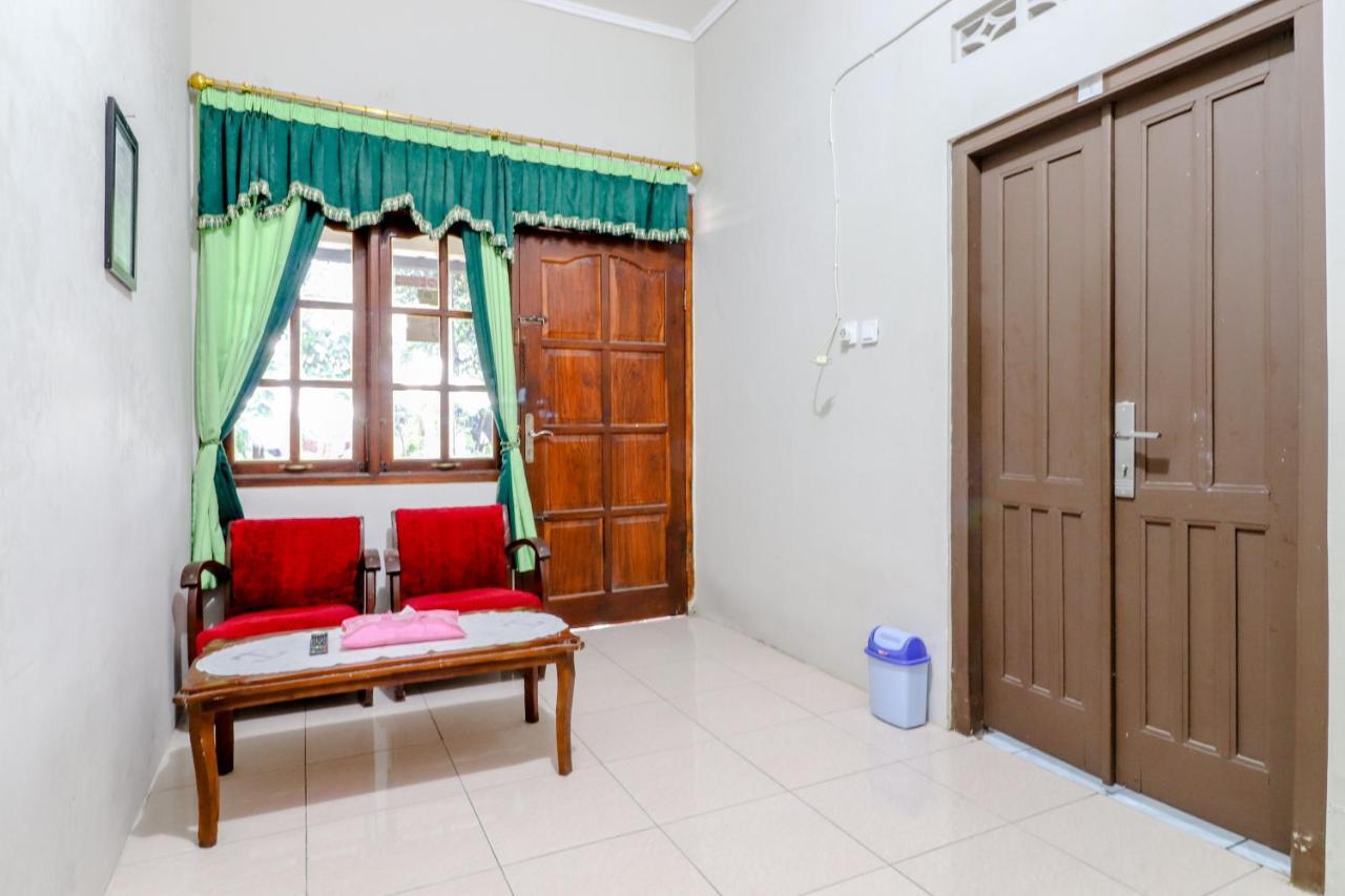 Homestay Damandiri Prambanan Syariah Salakan Екстер'єр фото