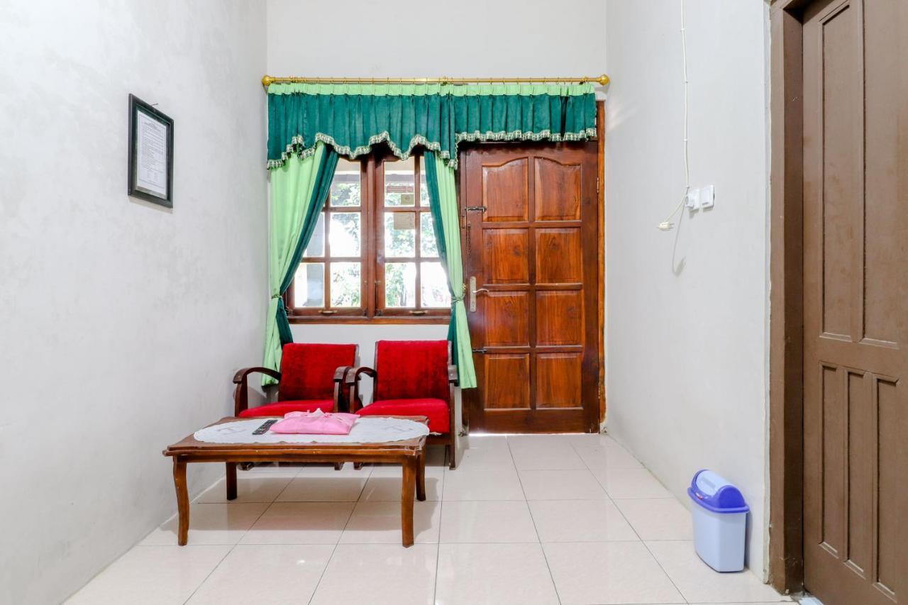 Homestay Damandiri Prambanan Syariah Salakan Екстер'єр фото